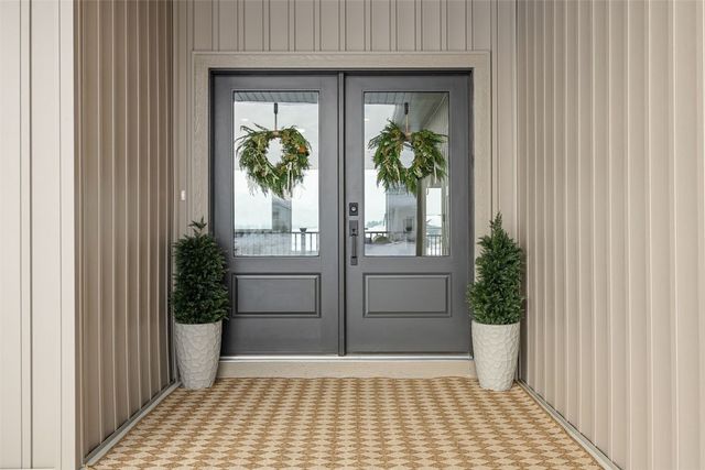 5396 Silver Rock Dr, Marion, IA 52302