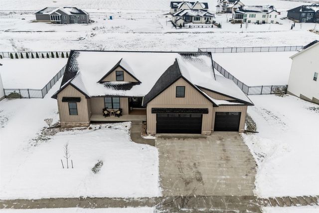 5396 Silver Rock Dr, Marion, IA 52302