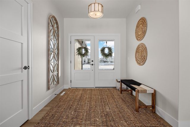 5396 Silver Rock Dr, Marion, IA 52302