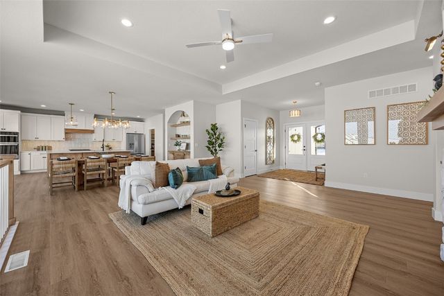 5396 Silver Rock Dr, Marion, IA 52302