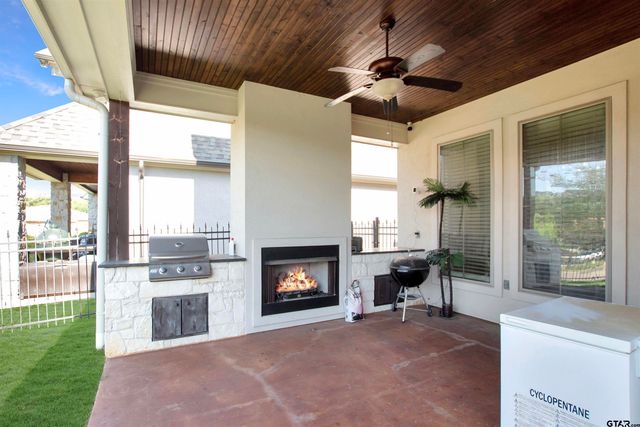 745 Esperanza Pl, Tyler, TX 75703