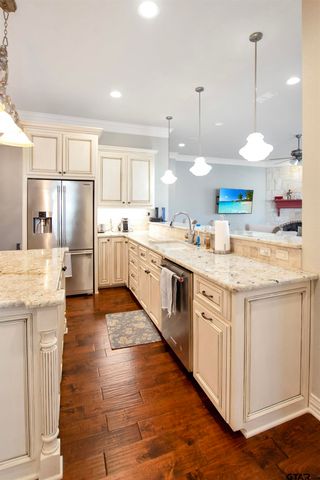 745 Esperanza Pl, Tyler, TX 75703