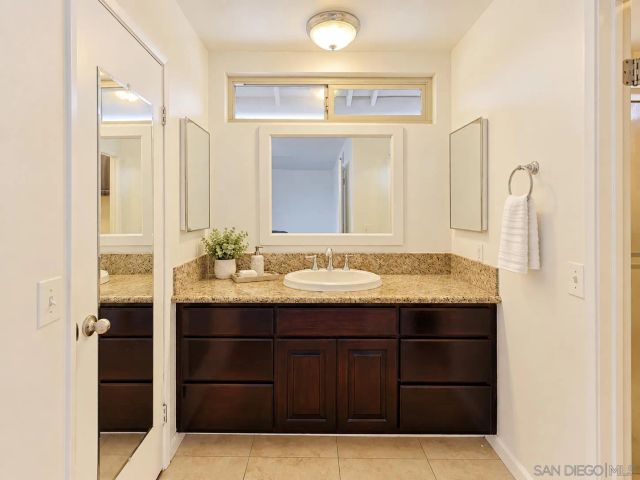 6590 High Knoll, San Diego, CA 92111