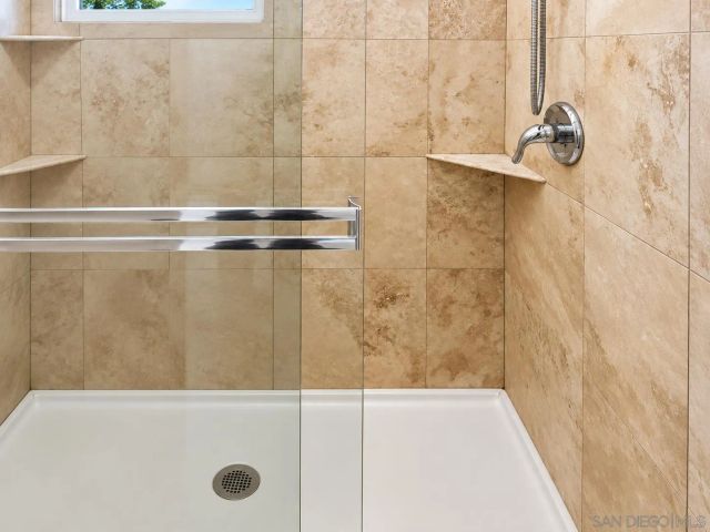 6590 High Knoll, San Diego, CA 92111