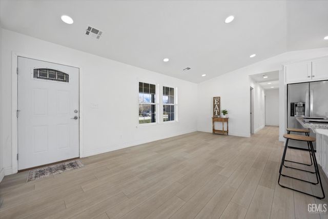 30150 Jamaica Dunes Drive, Tehachapi, CA 93561