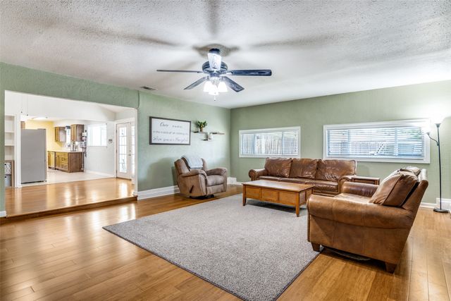 1803 Travis Street, Garland, TX 75042