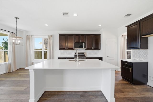 3547 Sunlight Springs Street, Richmond, TX 77406