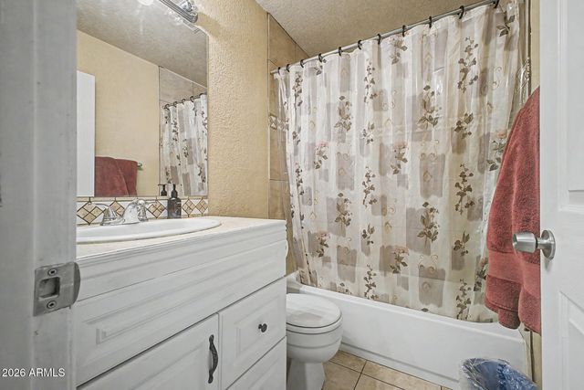 4569 W BLOOMFIELD Road, Glendale, AZ 85304