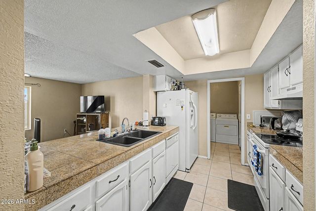 4569 W BLOOMFIELD Road, Glendale, AZ 85304