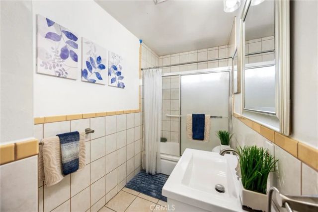 626 S Corta, Santa Ana, CA 92704