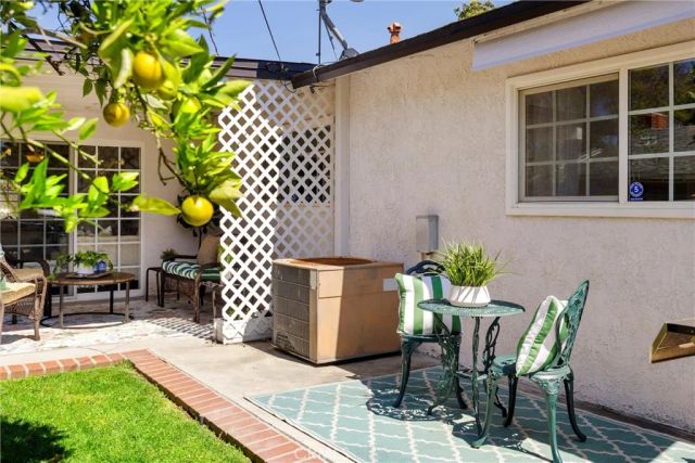 626 S Corta, Santa Ana, CA 92704