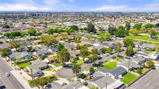 626 S Corta, Santa Ana, CA 92704