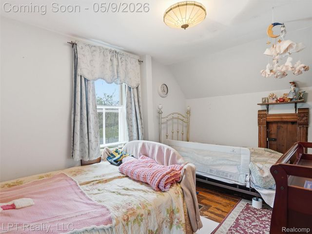 203 Lincoln Street, Chelsea, MI 48118