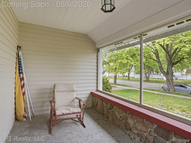 203 Lincoln Street, Chelsea, MI 48118