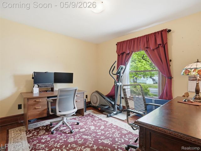 203 Lincoln Street, Chelsea, MI 48118