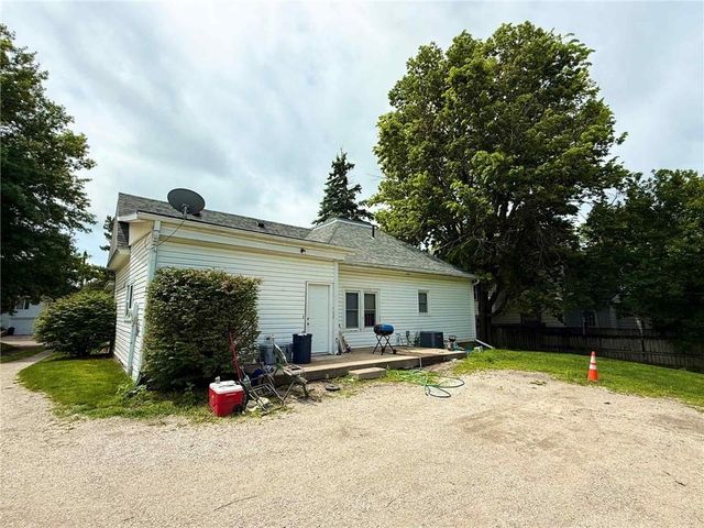 415 W 9th Street, Maryville, MO 64468