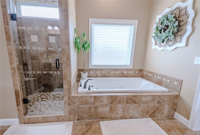 87 W Valley View Drive, Russellville, AR 72802