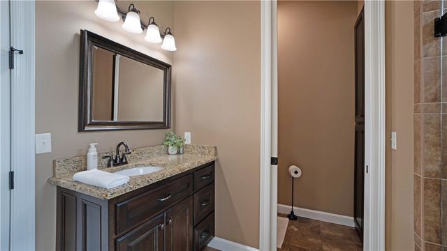 87 W Valley View Drive, Russellville, AR 72802