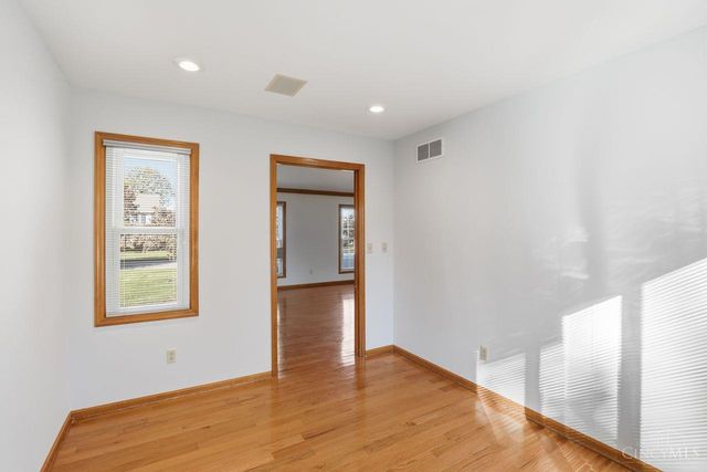 7176 Crown Pointe Drive, Liberty Twp, OH 45011