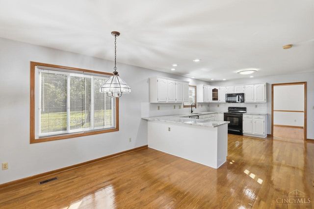 7176 Crown Pointe Drive, Liberty Twp, OH 45011