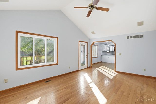 7176 Crown Pointe Drive, Liberty Twp, OH 45011