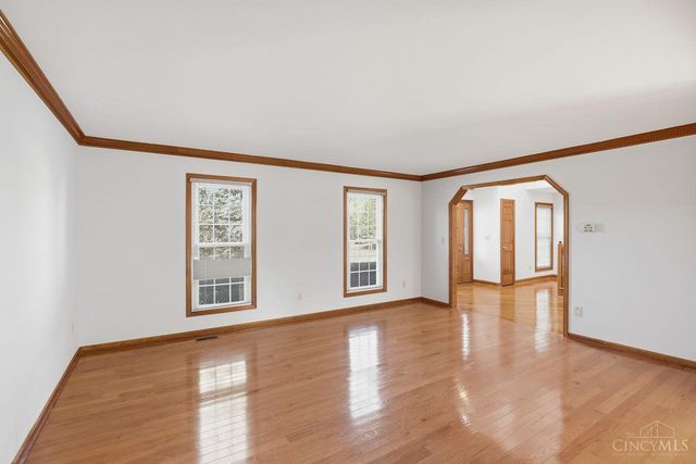 7176 Crown Pointe Drive, Liberty Twp, OH 45011