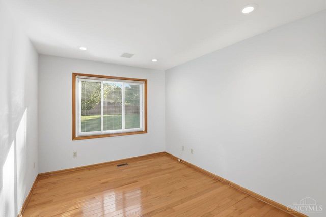 7176 Crown Pointe Drive, Liberty Twp, OH 45011