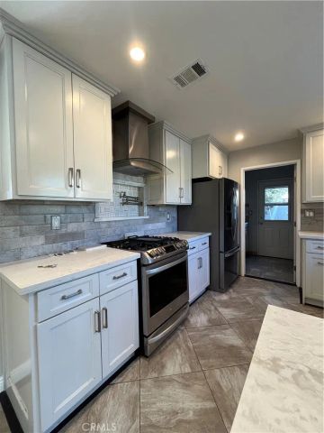 10436 Amestoy, Granada Hills, CA 91344