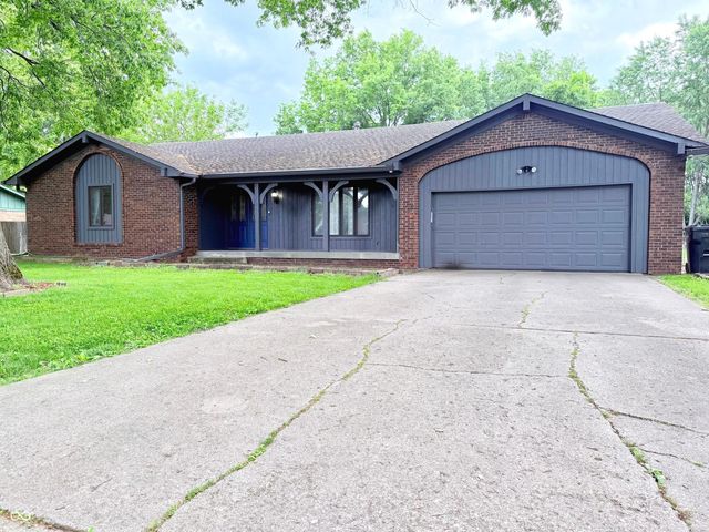 202 Meander Way, Greenwood, IN 46142