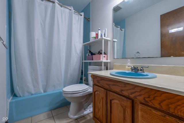 202 Meander Way, Greenwood, IN 46142