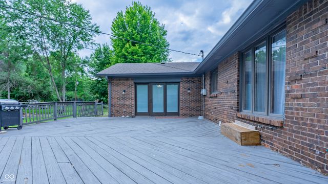 202 Meander Way, Greenwood, IN 46142