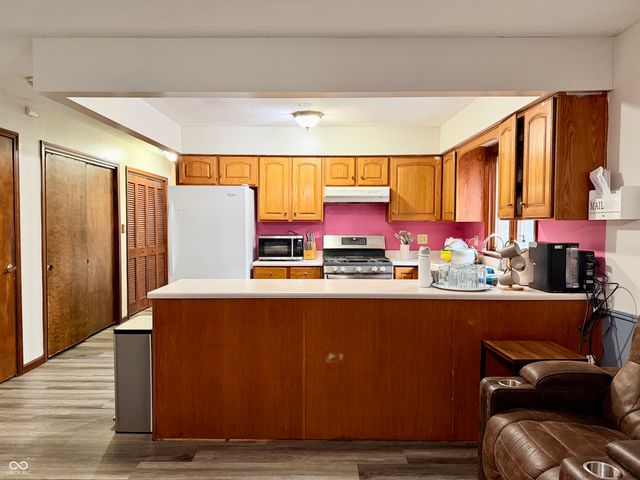 202 Meander Way, Greenwood, IN 46142