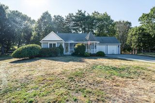 5 Lee Way, Georgetown, MA 01833
