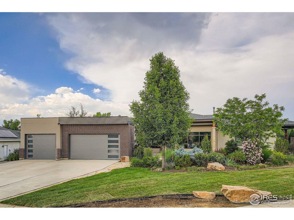 8568 Foxhaven Ct, Longmont, CO 80503