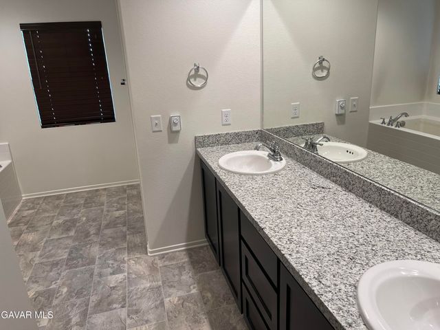 3709 Mt San Gorgonia Avenue, Rosamond, CA 93560