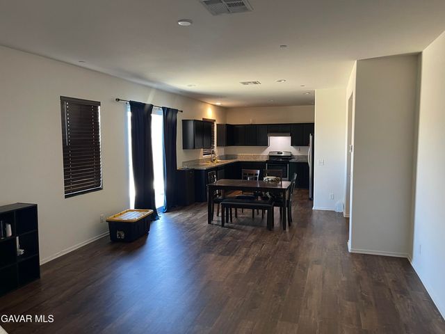 3709 Mt San Gorgonia Avenue, Rosamond, CA 93560