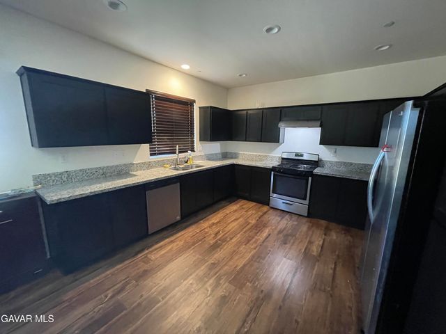 3709 Mt San Gorgonia Avenue, Rosamond, CA 93560