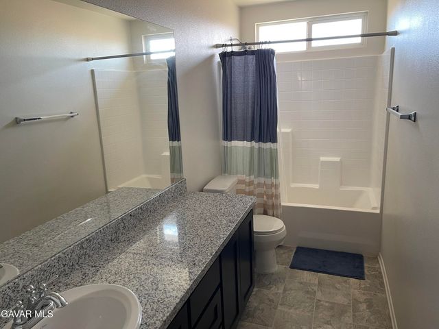 3709 Mt San Gorgonia Avenue, Rosamond, CA 93560