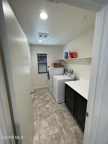 3709 Mt San Gorgonia Avenue, Rosamond, CA 93560