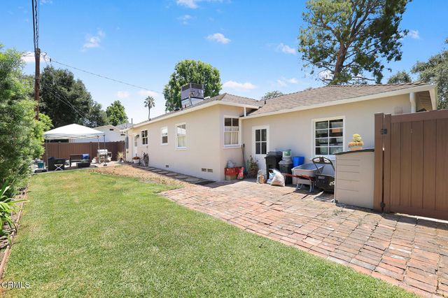 1856 N Michigan Avenue, Pasadena, CA 91104