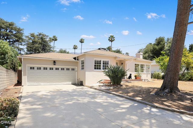 1856 N Michigan Avenue, Pasadena, CA 91104