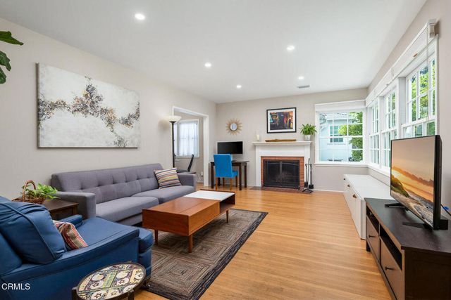 1856 N Michigan Avenue, Pasadena, CA 91104