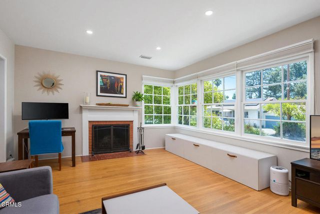 1856 N Michigan Avenue, Pasadena, CA 91104