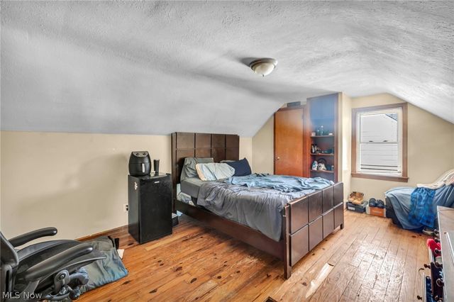 15812 Grant Avenue, Maple Heights, OH 44137