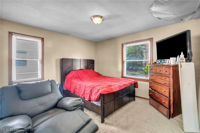 15812 Grant Avenue, Maple Heights, OH 44137