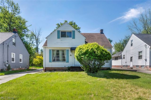 15812 Grant Avenue, Maple Heights, OH 44137