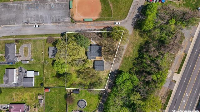 701 Hemlock Street, Elizabethton, TN 37643