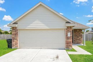 8634 Doris Oaks Circle, Houston, TX 77028