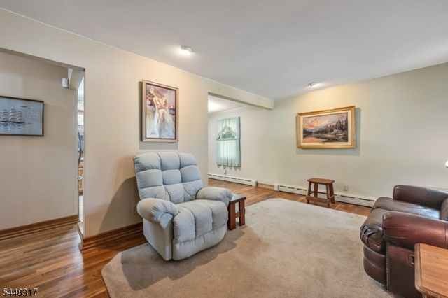 29 Giannone Rd, Wayne Twp., NJ 07470