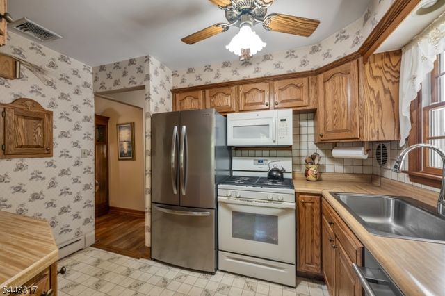 29 Giannone Rd, Wayne Twp., NJ 07470